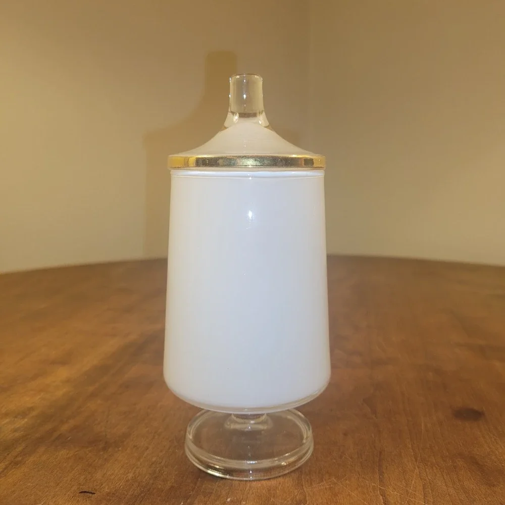 West Virginia Apothecary‎ Jar With Blue Roses Lidded Pedestal Apothecary Jar